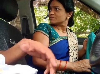 Desi aunty sucking lover dick in car