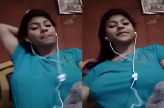 braless – Desixx.net